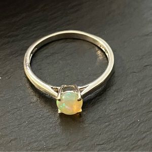 Vintage Sterling Silver 925 White Lab Opal Size 10